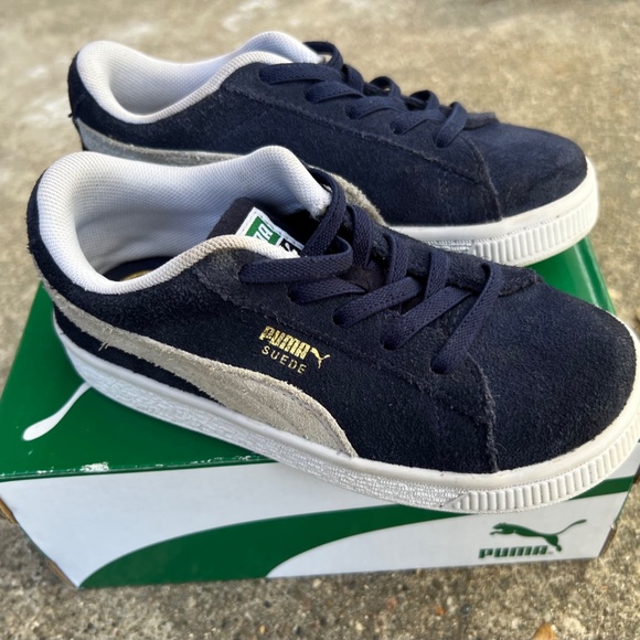 Little Puma sneakers, blue suede size 10 - Picture 7 of 12